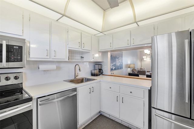 7847 Golf Circle Drive 211, Margate, FL 33063