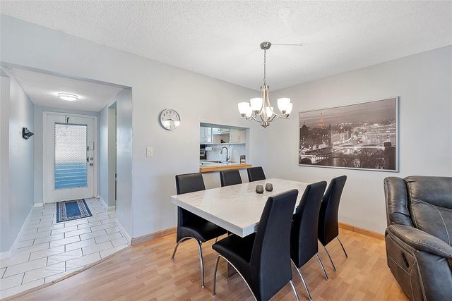 7847 Golf Circle Drive 211, Margate, FL 33063