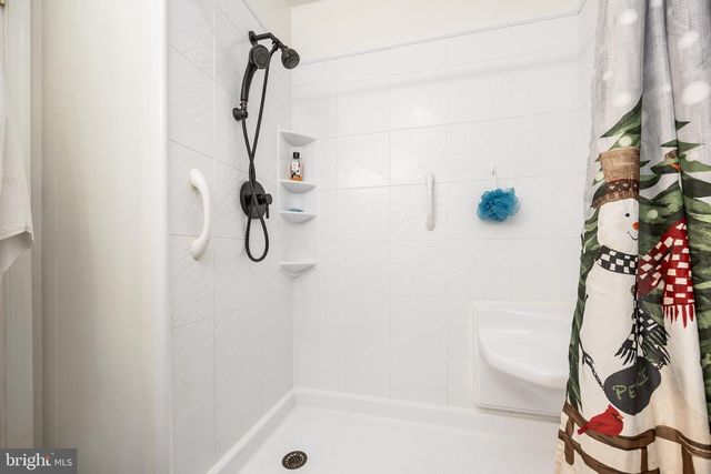 1005 E SCHUMAKER MANOR DR, Salisbury, MD 21804