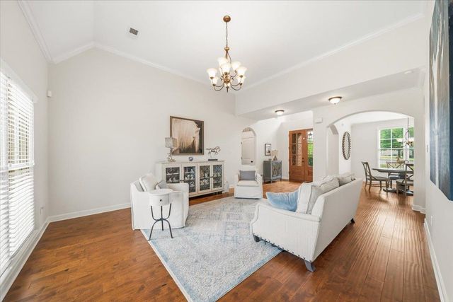 824 NINE OAKS LN, Collierville, TN 38017