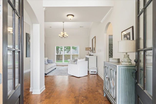 824 NINE OAKS LN, Collierville, TN 38017