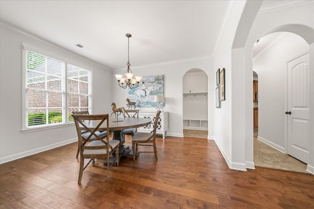 824 NINE OAKS LN, Collierville, TN 38017