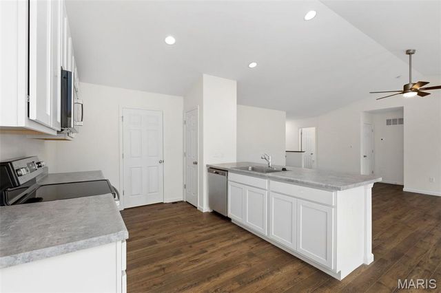 6722 Raymond Avenue, Pagedale, MO 63133