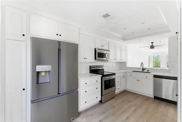 1095 Mesa Bluff, Costa Mesa, CA 92627