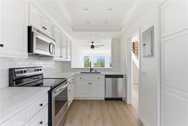 1095 Mesa Bluff, Costa Mesa, CA 92627