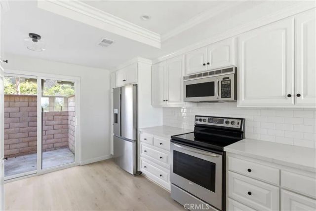 1095 Mesa Bluff, Costa Mesa, CA 92627