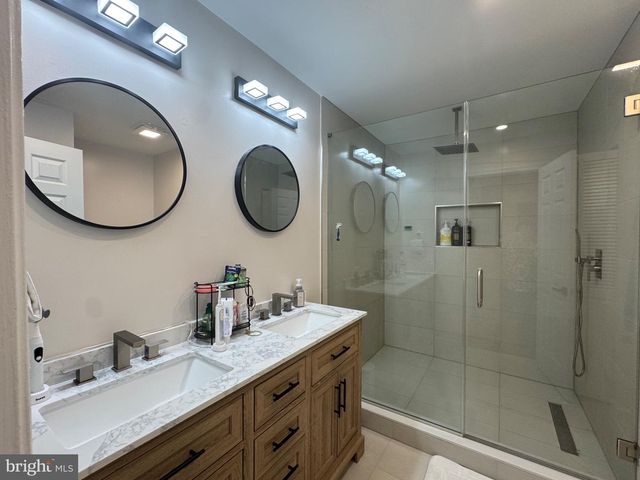 5235 LIGHTFOOT PATH, Columbia, MD 21044
