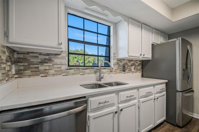 500 NEWELL HILL ROAD 106D, Leesburg, FL 34748