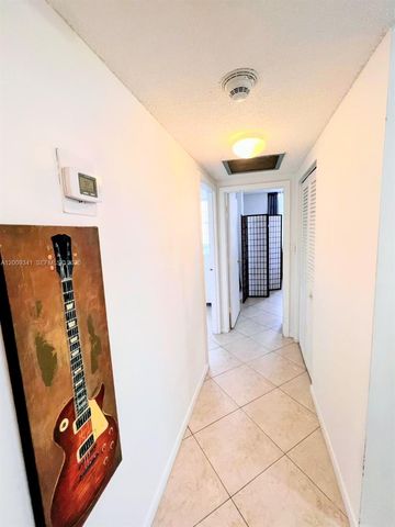 300 Bayview Drive 915, Sunny Isles Beach, FL 33160