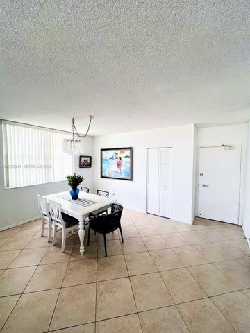 300 Bayview Drive 915, Sunny Isles Beach, FL 33160