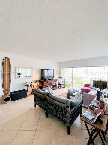 300 Bayview Drive 915, Sunny Isles Beach, FL 33160