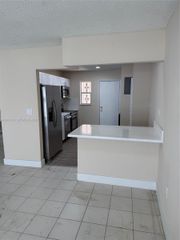 1950 W 54th St 115, Hialeah, FL 33012