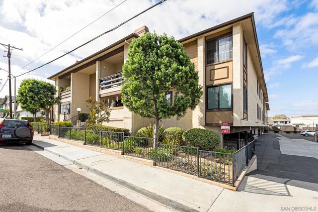 4262 Parks Ave 205, La Mesa, CA 91941