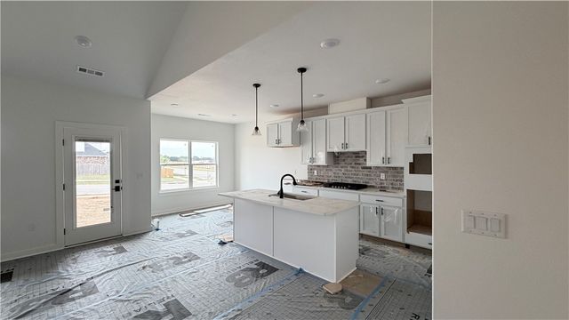 4409 SW pawhuska Street, Bentonville, AR 72713