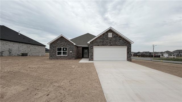 4409 SW pawhuska Street, Bentonville, AR 72713