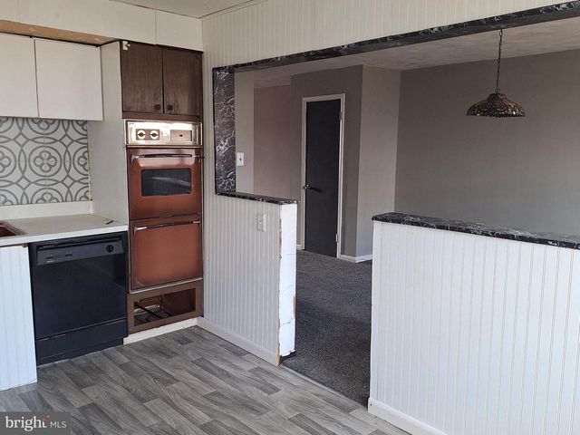 4029 GIDEON RD, Brookhaven, PA 19015