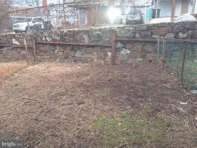 4029 GIDEON RD, Brookhaven, PA 19015