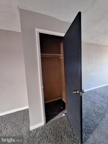 4029 GIDEON RD, Brookhaven, PA 19015