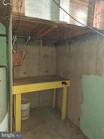 4029 GIDEON RD, Brookhaven, PA 19015