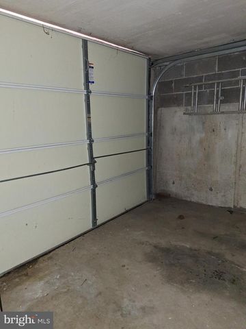 4029 GIDEON RD, Brookhaven, PA 19015