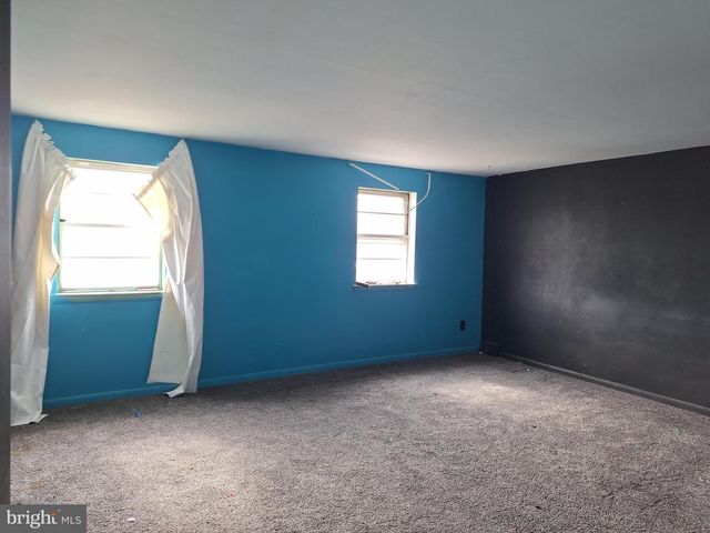 4029 GIDEON RD, Brookhaven, PA 19015