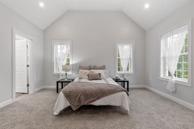 72 Cottage Ln A, Templeton, MA 01468