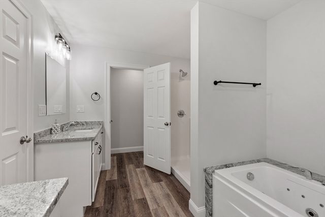 72 Cottage Ln A, Templeton, MA 01468