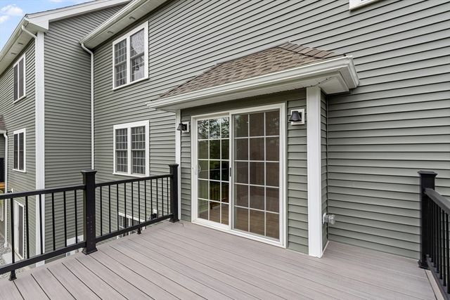 72 Cottage Ln A, Templeton, MA 01468