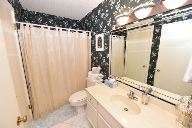 601 Woodlawn Dr Apt 7, Fairfield Bay, AR 72088