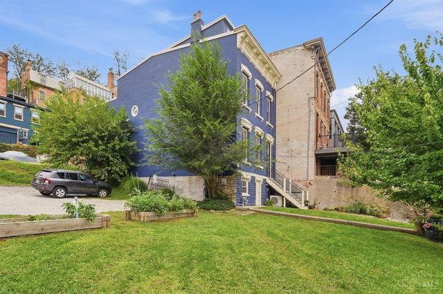 524 Liberty Hill, Cincinnati, OH 45202