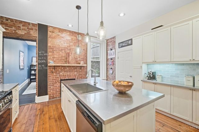524 Liberty Hill, Cincinnati, OH 45202