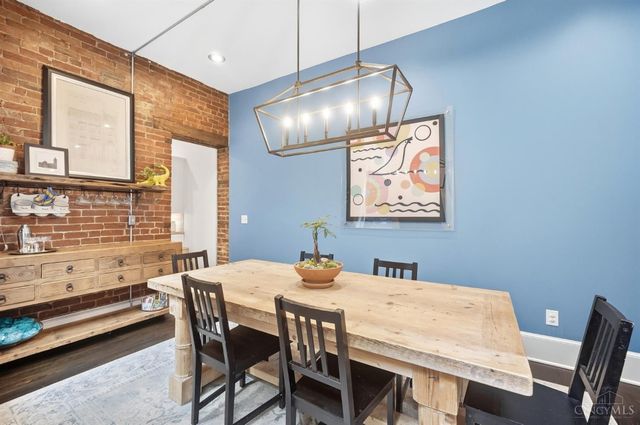 524 Liberty Hill, Cincinnati, OH 45202