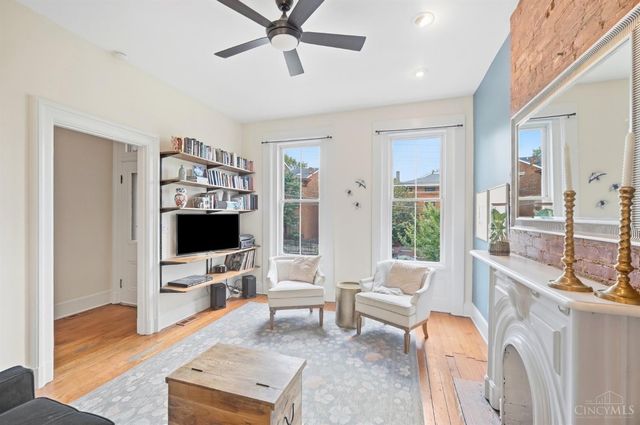 524 Liberty Hill, Cincinnati, OH 45202