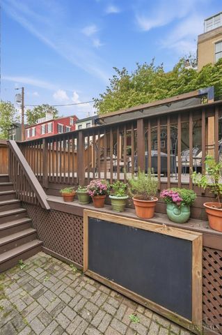 524 Liberty Hill, Cincinnati, OH 45202