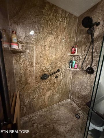 760 Southview Circle, Kodak, TN 37764