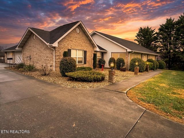 760 Southview Circle, Kodak, TN 37764