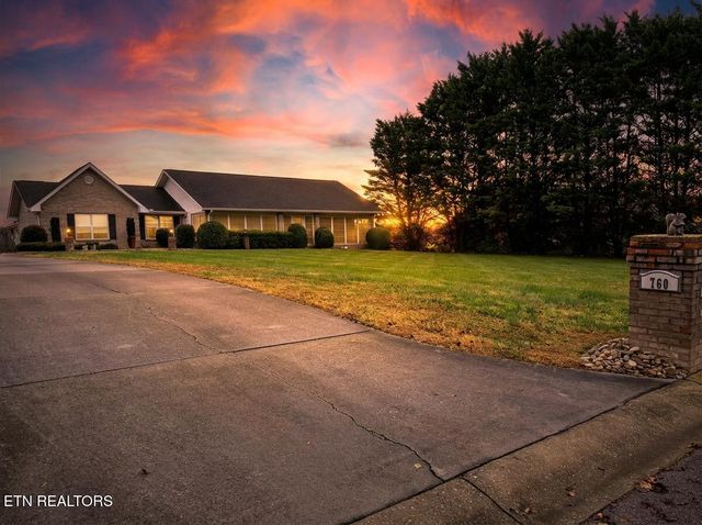 760 Southview Circle, Kodak, TN 37764