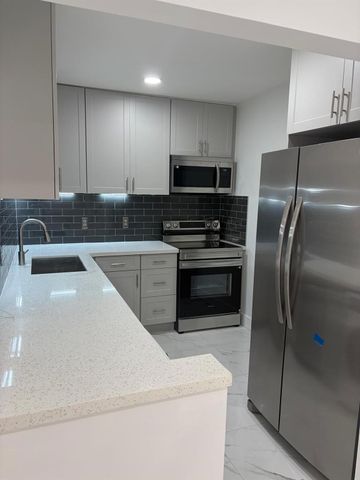 2250 NE 66th Street 1504, Fort Lauderdale, FL 33308