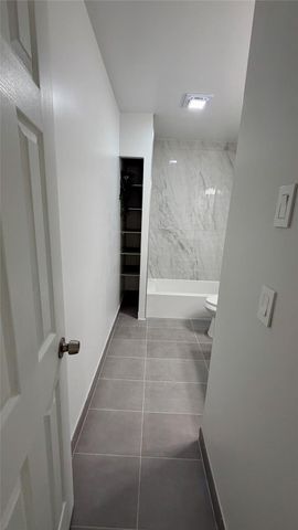 2250 NE 66th Street 1504, Fort Lauderdale, FL 33308