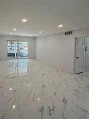 2250 NE 66th Street 1504, Fort Lauderdale, FL 33308