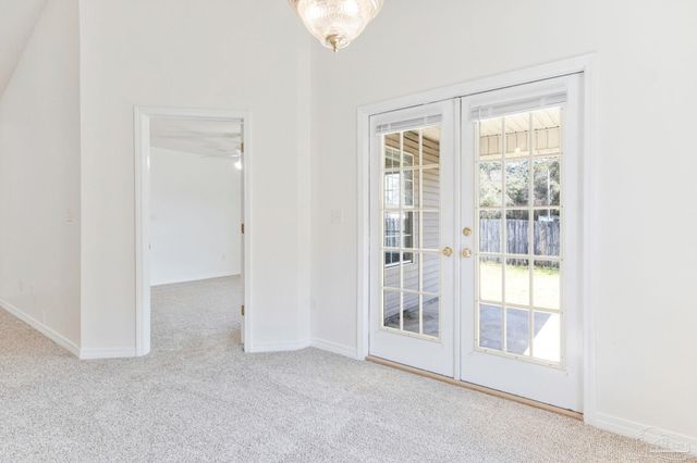 8450 Jarmen Ln, Pensacola, FL 32534