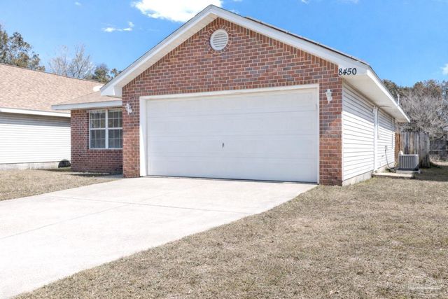 8450 Jarmen Ln, Pensacola, FL 32534