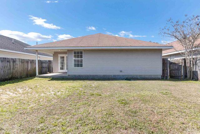 8450 Jarmen Ln, Pensacola, FL 32534