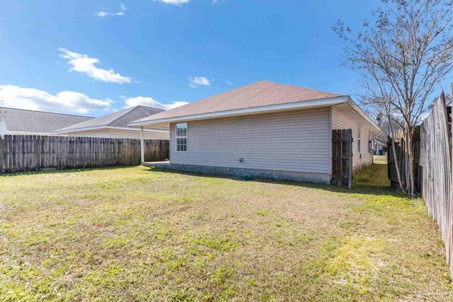 8450 Jarmen Ln, Pensacola, FL 32534