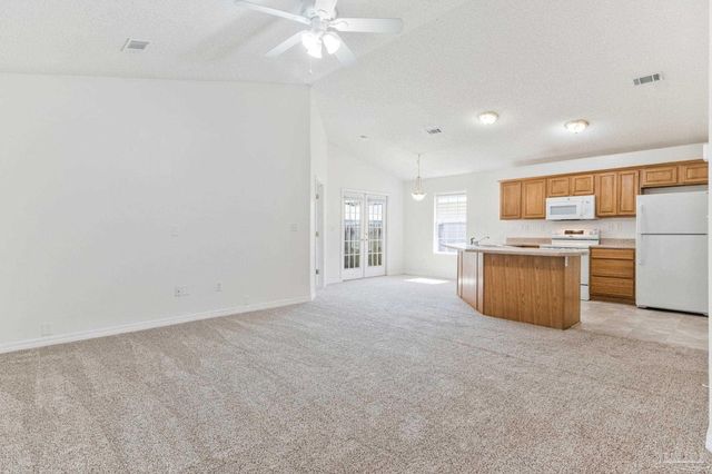 8450 Jarmen Ln, Pensacola, FL 32534