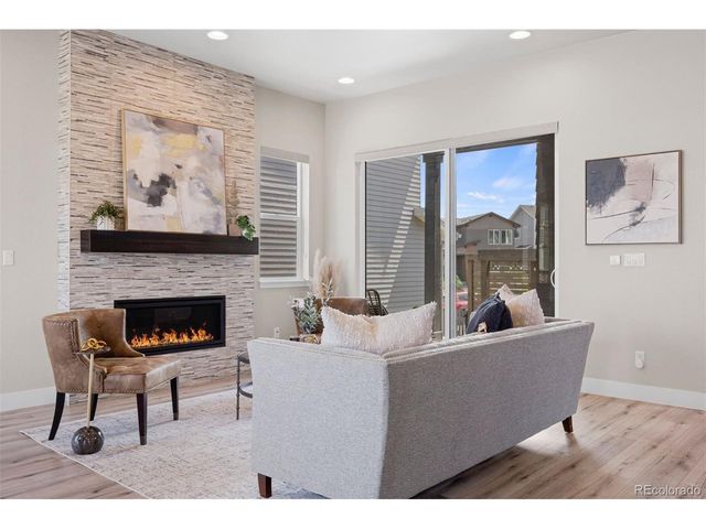 1562 Stablecross Dr, Castle Pines, CO 80108
