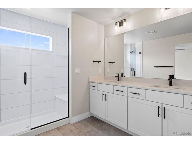 1562 Stablecross Dr, Castle Pines, CO 80108