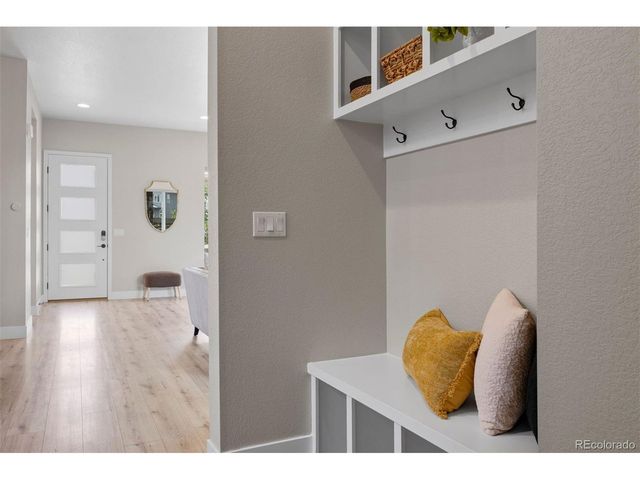 1562 Stablecross Dr, Castle Pines, CO 80108