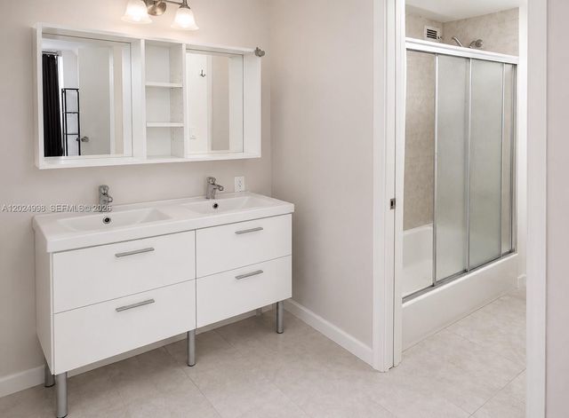 17011 N Bay Rd 417, Sunny Isles Beach, FL 33160