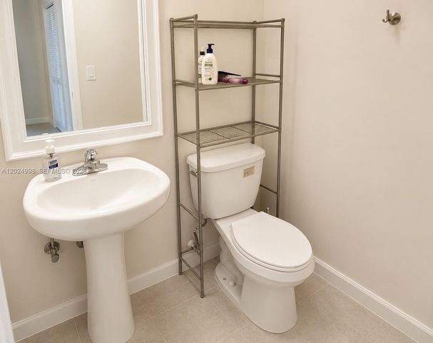 17011 N Bay Rd 417, Sunny Isles Beach, FL 33160